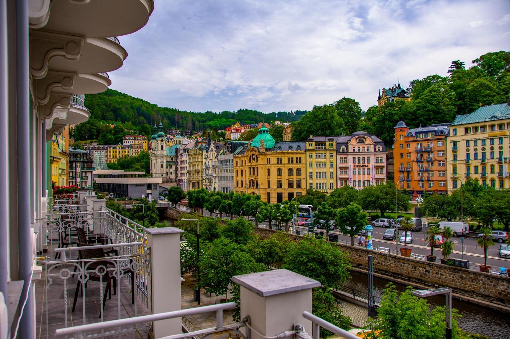 Ea Hotel Elefant Karlovy Vary Esterno foto